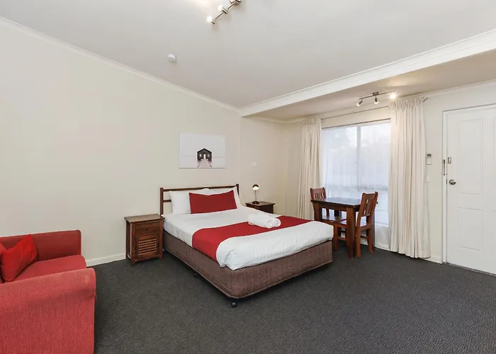 Amaroo Motel Tumuts Best Accommodation